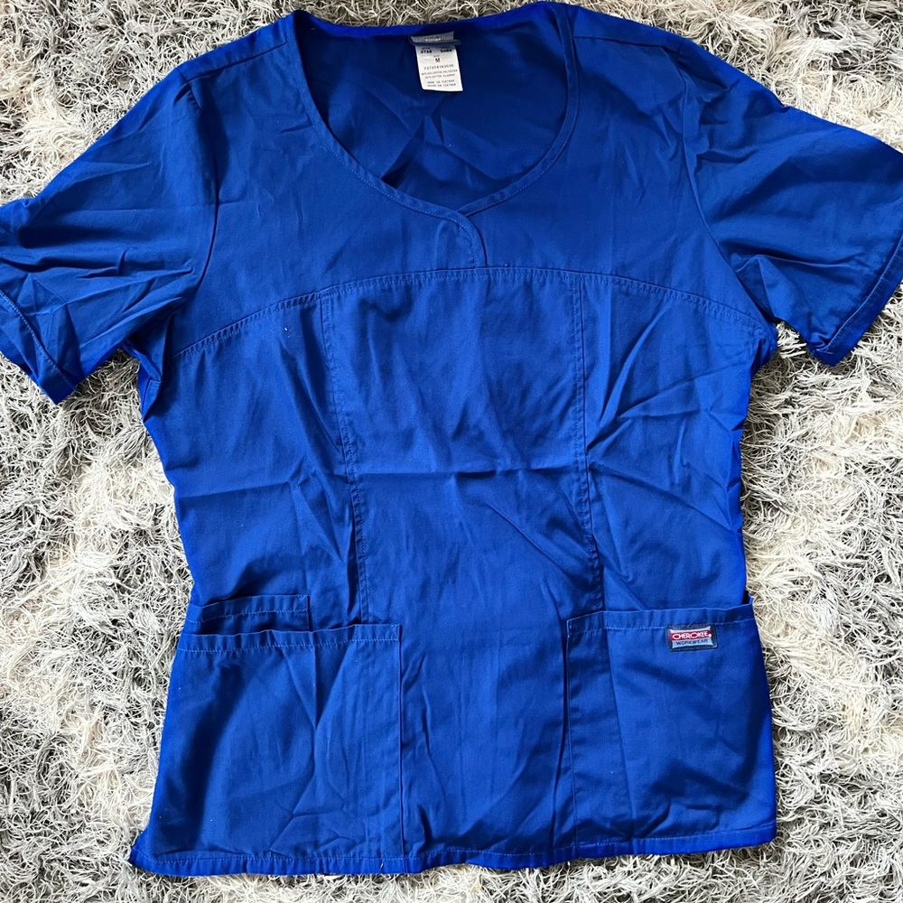Cherokee Medium Scrub Top